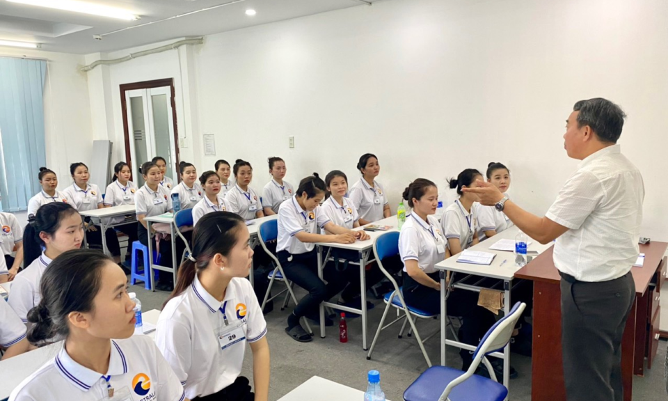 Nâng cao chất lượng lao động Việt Nam đi làm việc ở nước ngoài